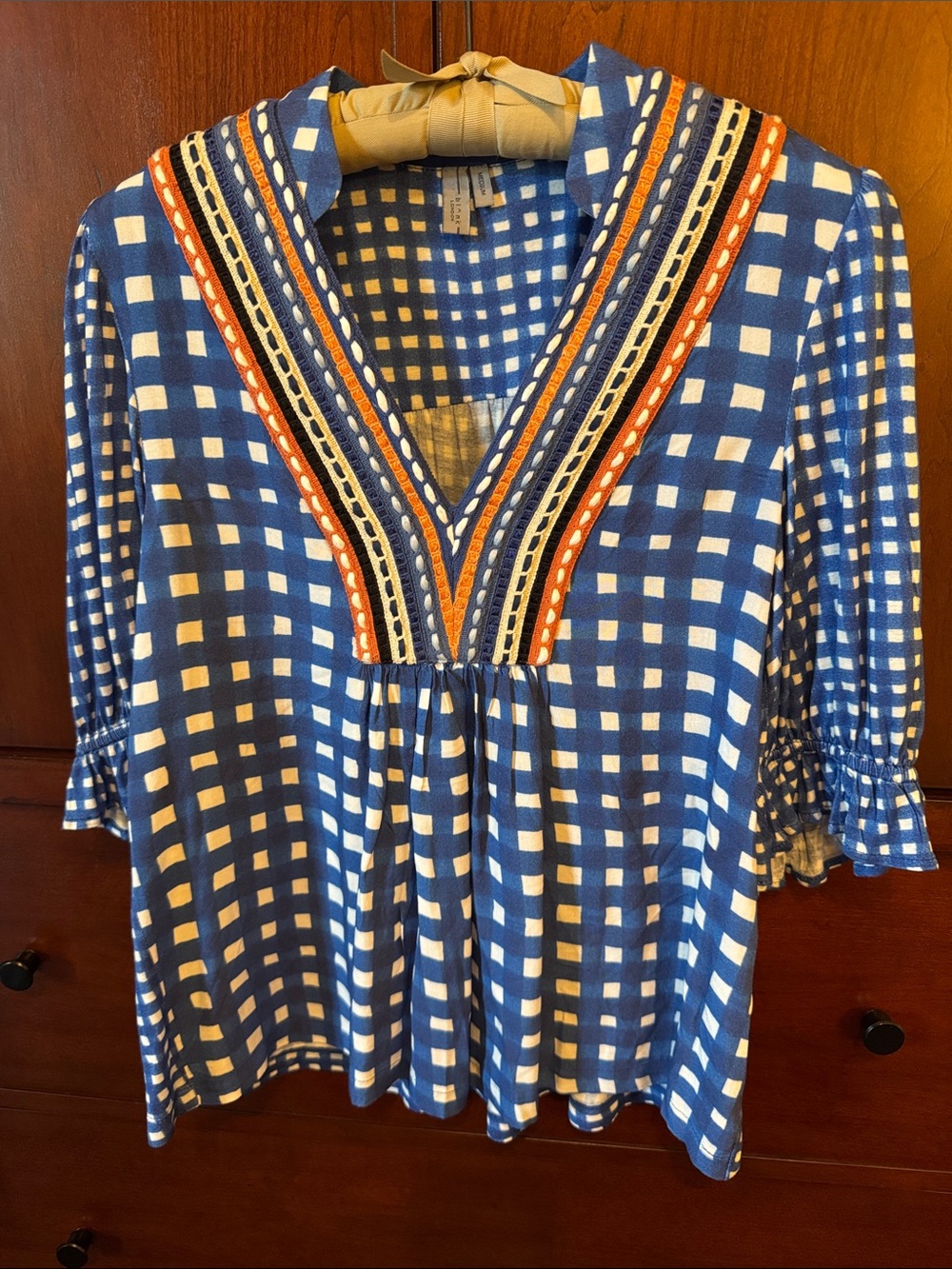 Anthro Bl-nk NWOT (never worn/laundered) Blue/White Check V-Neck + Orange Trim